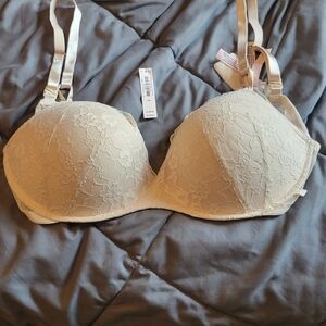 Victoria's Secret Cream Lace Bra